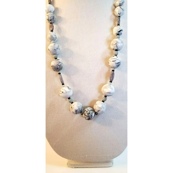 Vintage Miriam Haskell Couture Designer Black and White Marble Swirl Beaded Neck - Picture 6 of 13